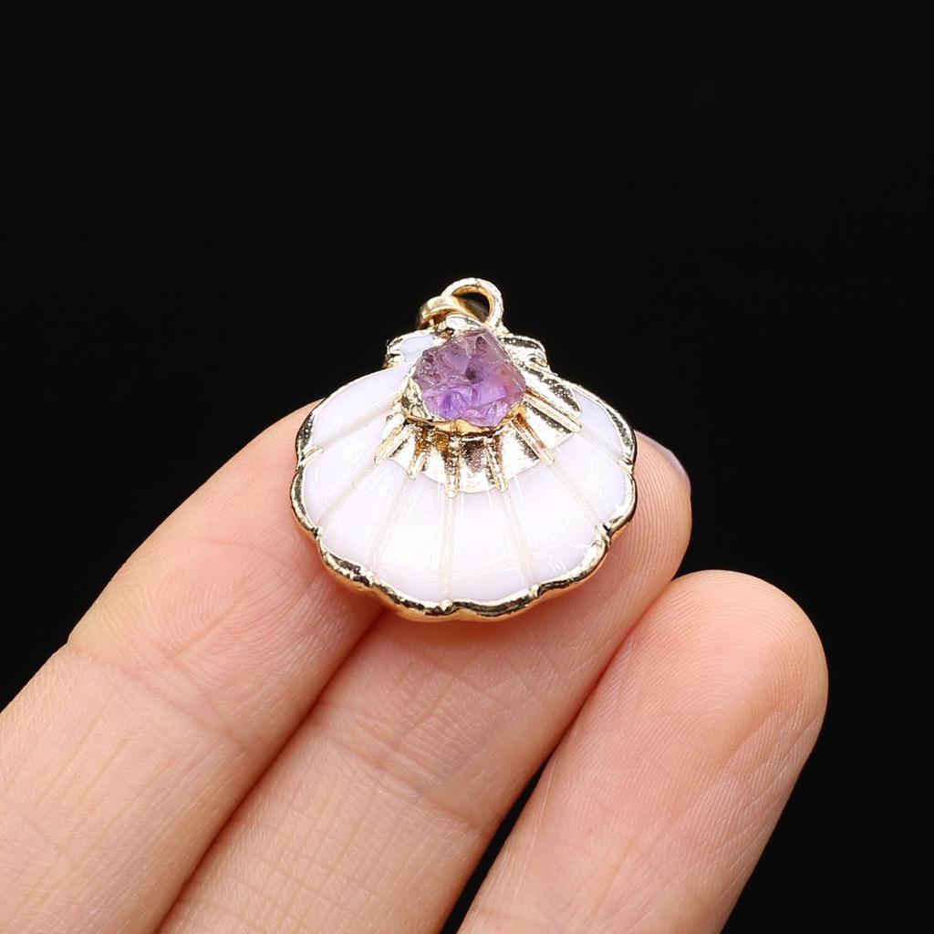 1Pc Natural Shell Pendant 20x23mm Golden Plated White Scallop Shell With Raw Crystal Stone Charm for DIY Necklace Jewelry Making