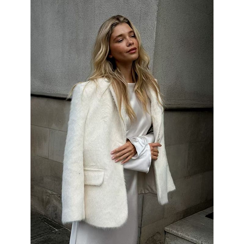 

Европейское и американское новое пальто с длинным рукавом, свободное пальто-социалит с лацканами, плюшевая верхняя одежда, модная свободная куртка Milky White L
