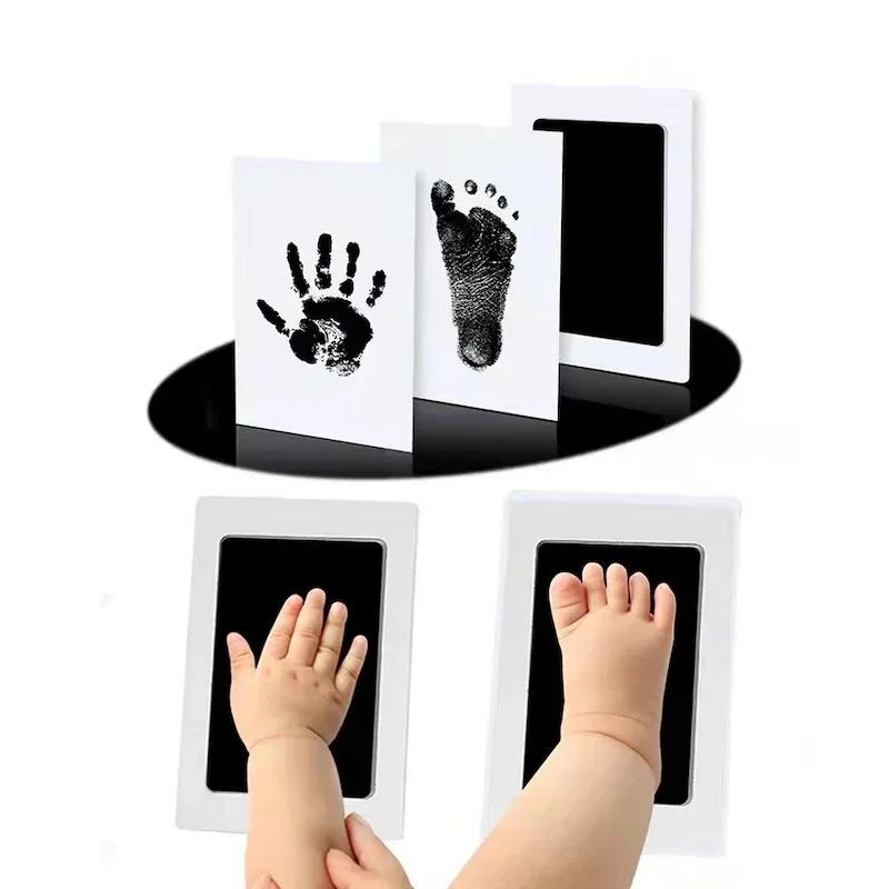 Nyfødt baby DIY Hånd- og fotavtrykksett Blekkputer Fotoramme Håndavtrykk Småbarn Suvenirtilbehør Sikker Rengjør Baby Shower Gave