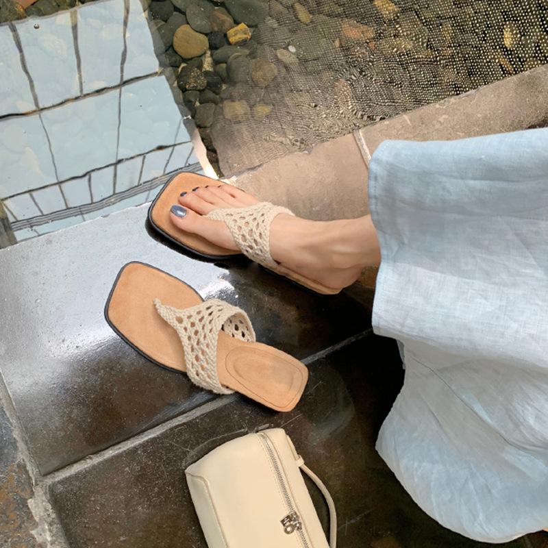 Small man~ holiday wind hollowed-out crocheted toe flip-flops square head sandals women's summer breathable niche cool slippers