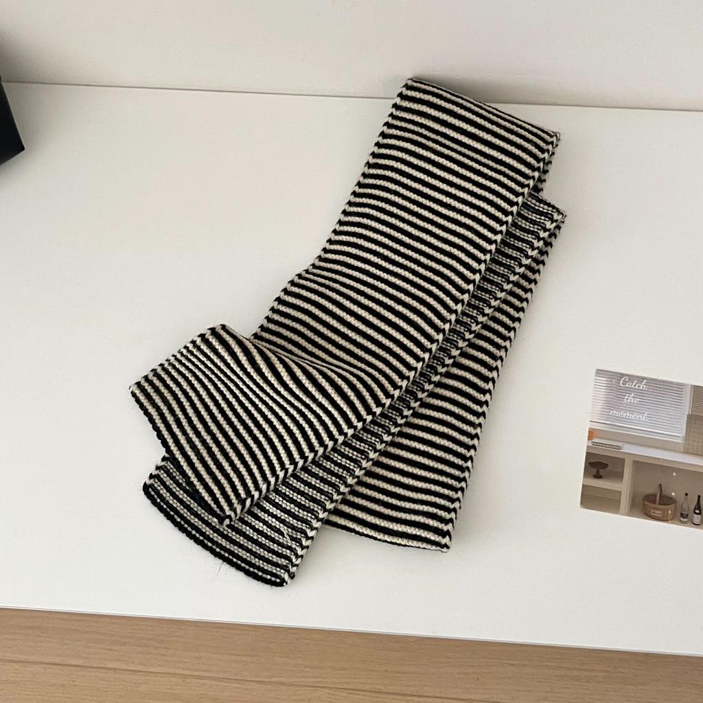 Black and white striped season classic retro basic knitted scarf fashionable versatile warm neck protection wool scarf