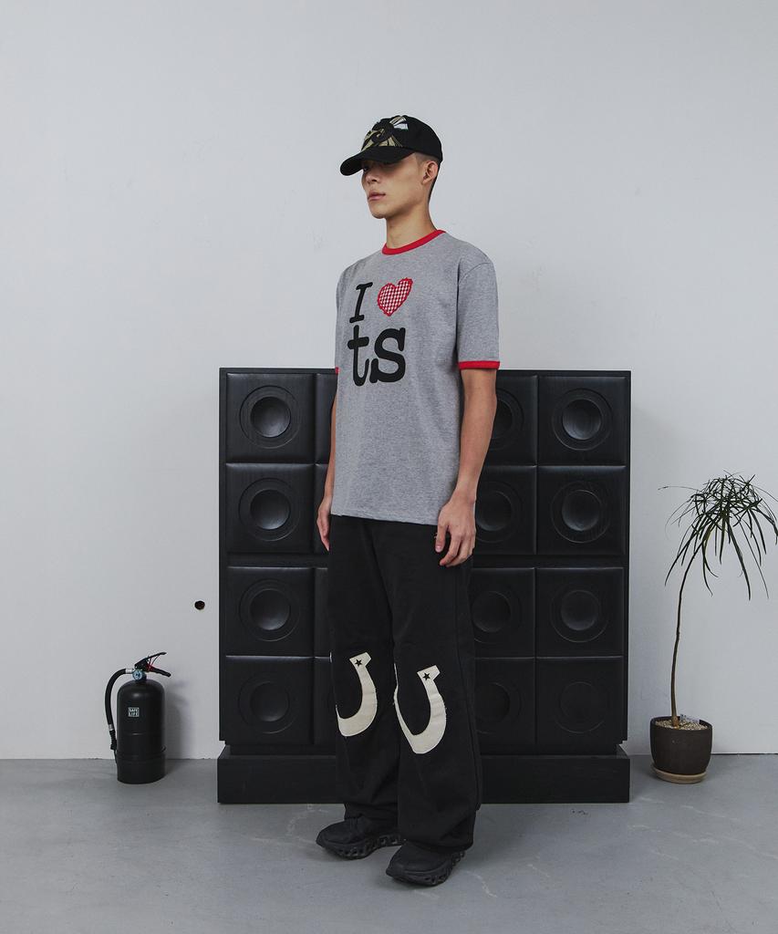 Tansanmageunesyum Heart Ringer T-Shirt (Gray)