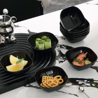 10-teilige multifunktionale Blumen-/Quadrat-Gewürzschale Schwarze verdickte Soßenschale Plastik-Snackschale Restaurant