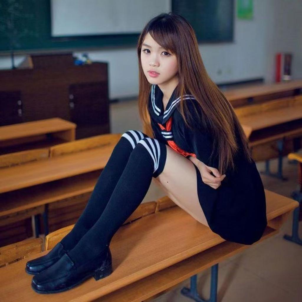 My Hero Academia Cosplay Halloween Costume Anime Boku No Hero Academia Himiko Toga JK Uniform Sweater Coat Wig Costumes