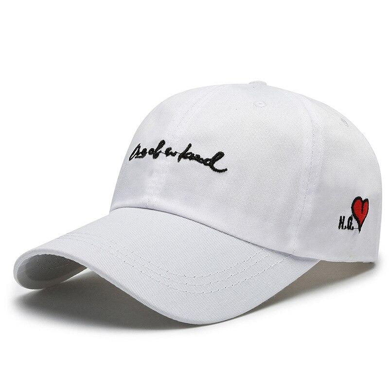 Liebe Stickerei Polyester Baumwolle Baseballkappe Damen Frühling, Sommer und Herbst Studenten Freizeit Kappen Koreanische Version Herren Outdoor