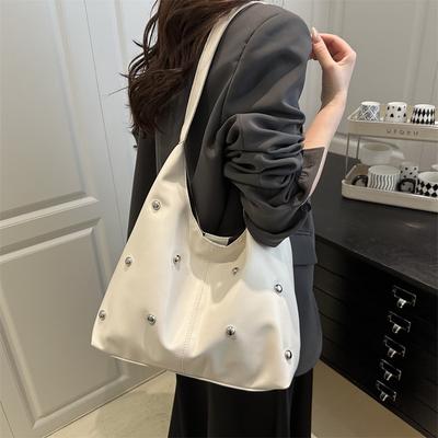 Rivet Design Fashion Casual Personality Summer New Fashion Simple Crossbody Underarm Shoulder Bag Women