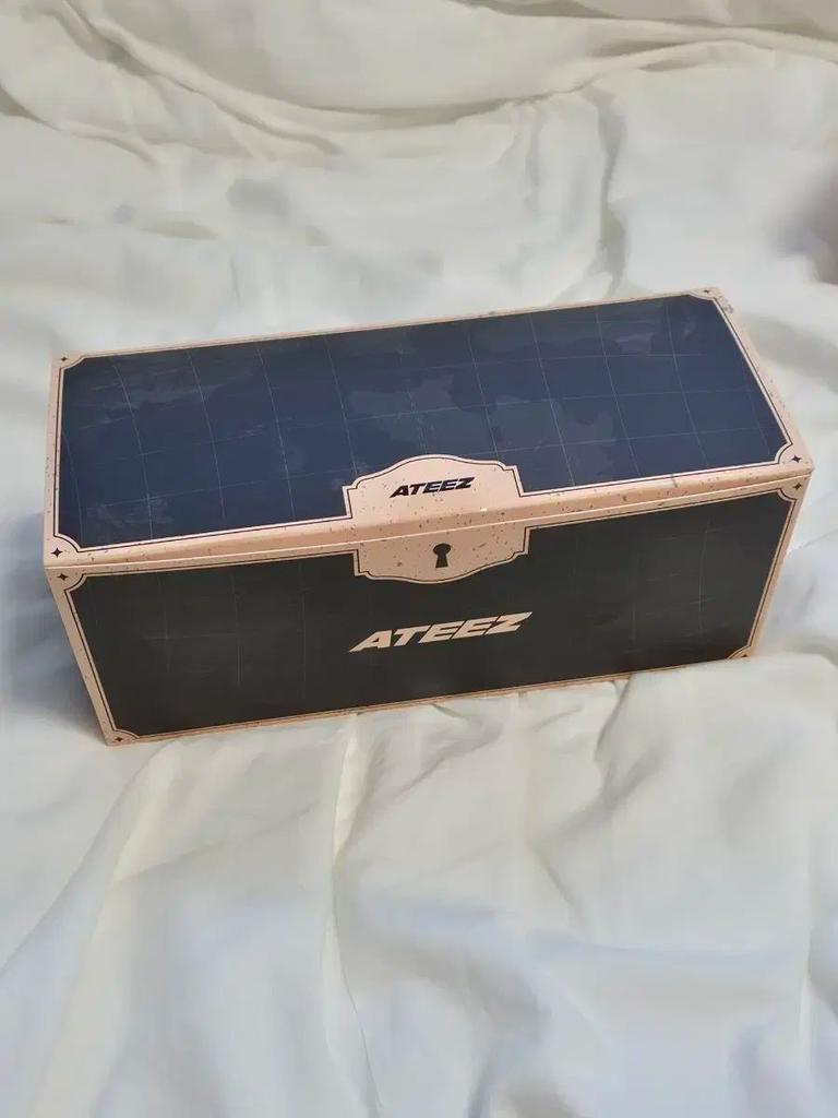 [USED] ATEEZ (Eighties Atiz) Lightini listing