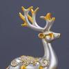 2 pcs Nordic Reindeer Figurine Crafts Resin Elk Sculpture Statue for Office Bookshelf Tabletop