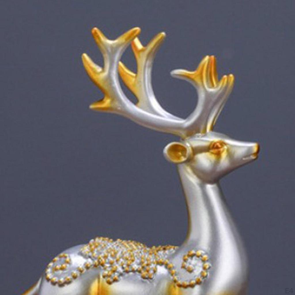 2 pcs Nordic Reindeer Figurine Crafts Resin Elk Sculpture Statue for Office Bookshelf Tabletop