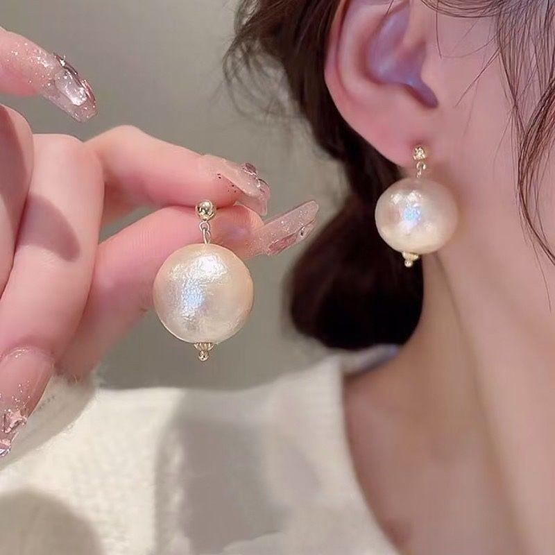 French Baroque Special-Shaped Pearl Pendant Earrings Women'S Niche Fashion Versatile Design Sense Knotted Earrings Earrings