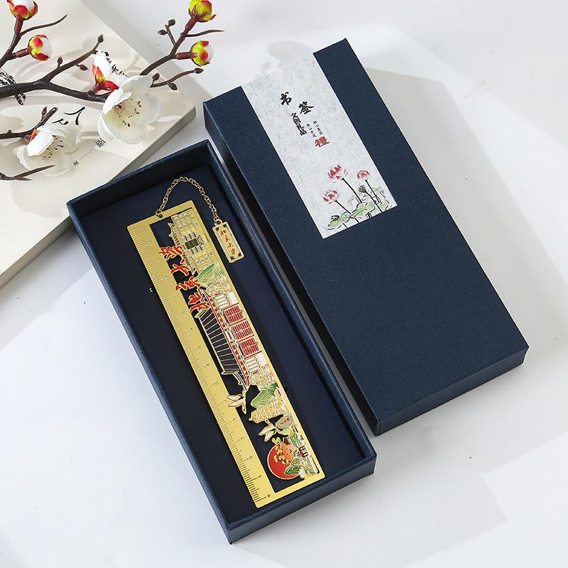 Custom Brass Hollow Bookmark - Cultural & Creative Gift for Graduation or Anniversary