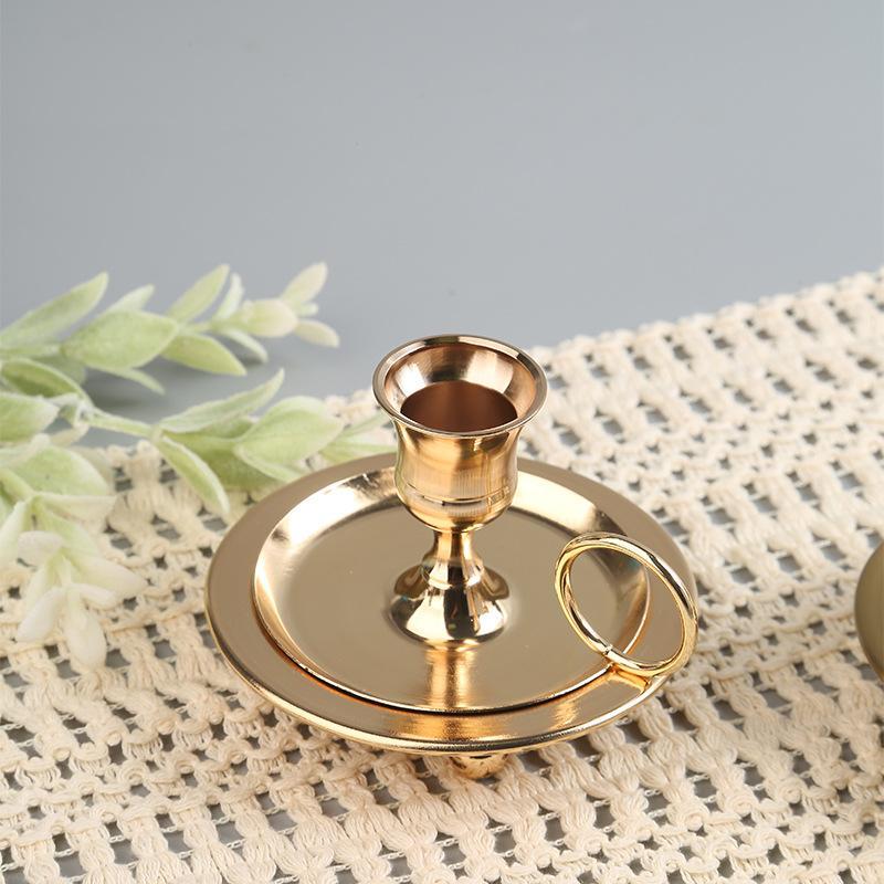 Retro Metal Candle Holder With Handle European Style Candlestick Centerpiece Dining Table Candle Cup Desktop Adornment