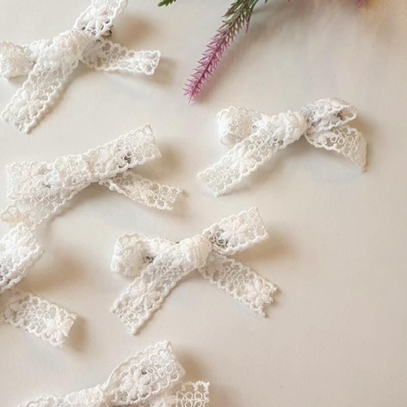 Cute white lace mini hair clip for women