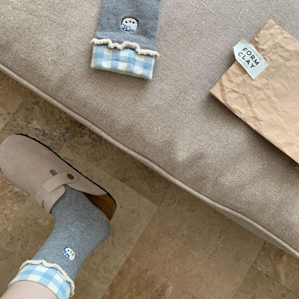 Autumn Gray Gray Double Needle Stack Socks Women'S Medium Stripe Solid Color Lace Double Screw Mouth Simple And Versatile