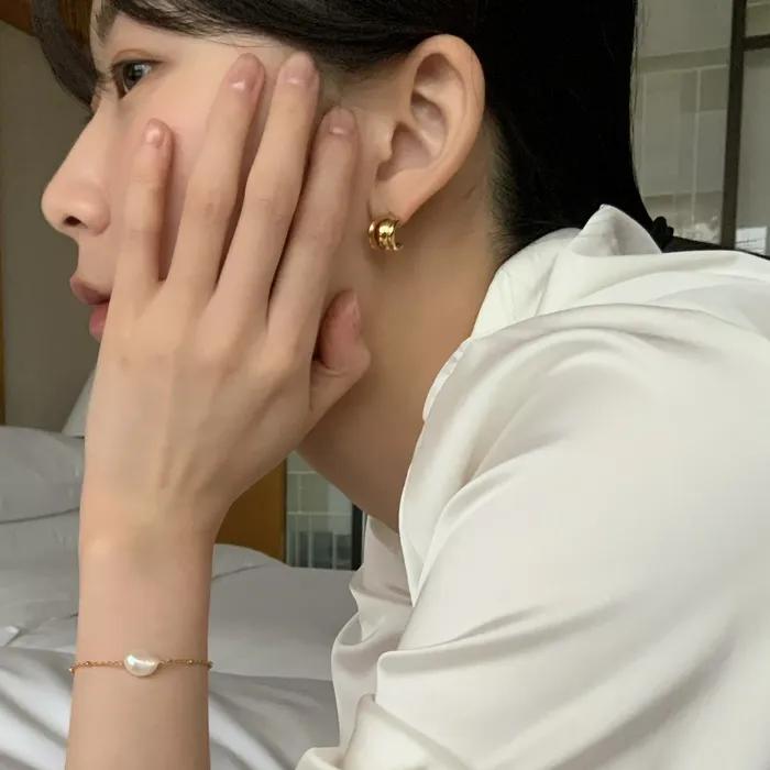 Orbit Studs Earrings