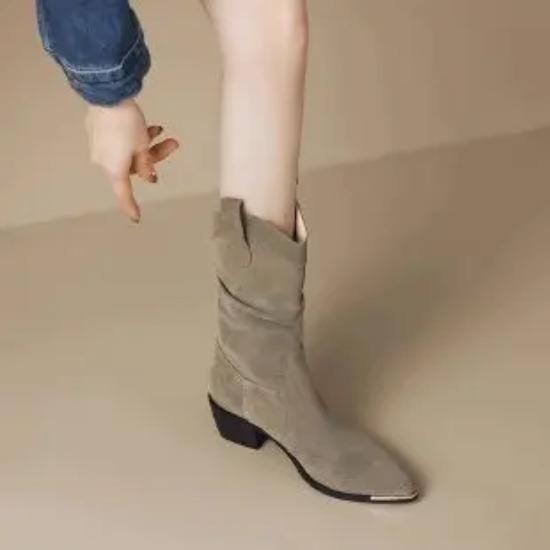 Long Boots Women's New Frosted Retro High Boots for Fall/Winter  with Pointed Toes and Chunky Heels
