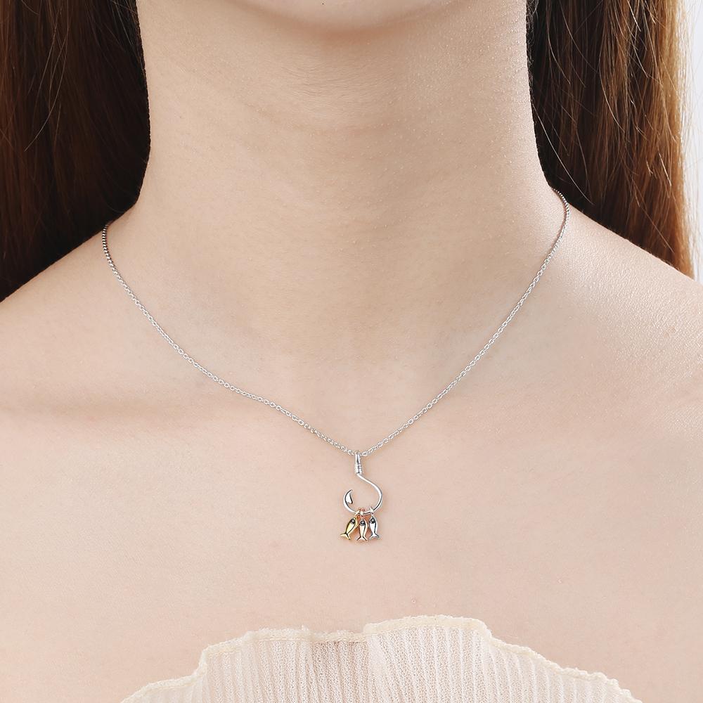 New 925 Sterling Silver Cute Three Small Fish Pendant Necklace Personality Hook Necklace Fashion Temperament Jewelry