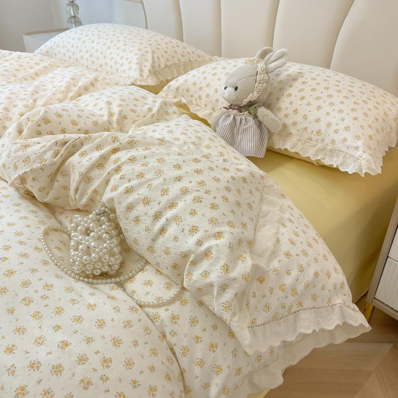 Double Yarn Bedding Four-piece Set, Skin-friendly, Breathable and Washable, Hollow Lace Quilt Cover, Bed Sheet Pillowcase Set