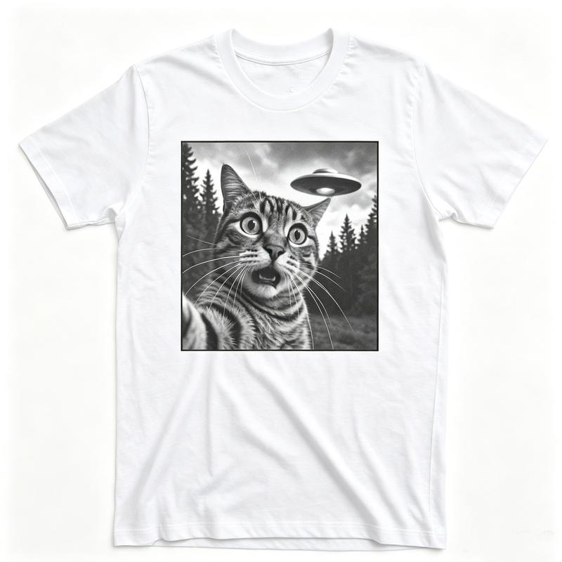 Cat Selfie Ufo Abduction Shirt Funny Alien Spaceship Novelty Vintage Graphic Tee Vintage Unisex Crew Neck Casual Short Tops