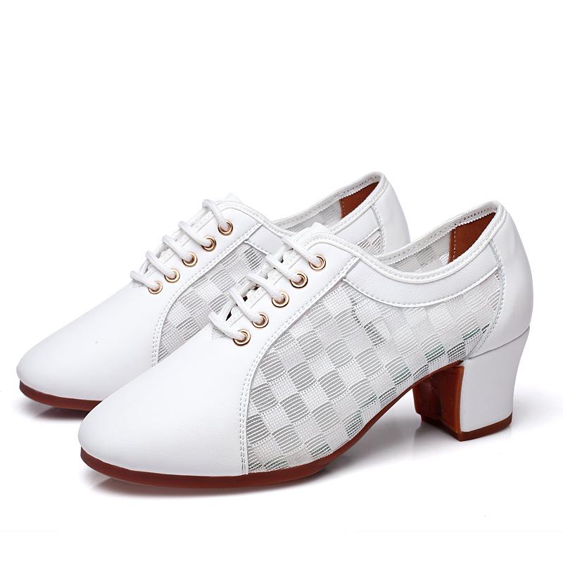 Fashion Ladies Dance Shoes Corium Mesh Sneakers Women's Soft Sole Sailor Dance Square Dance Shoes Breathable Mesh Shoes