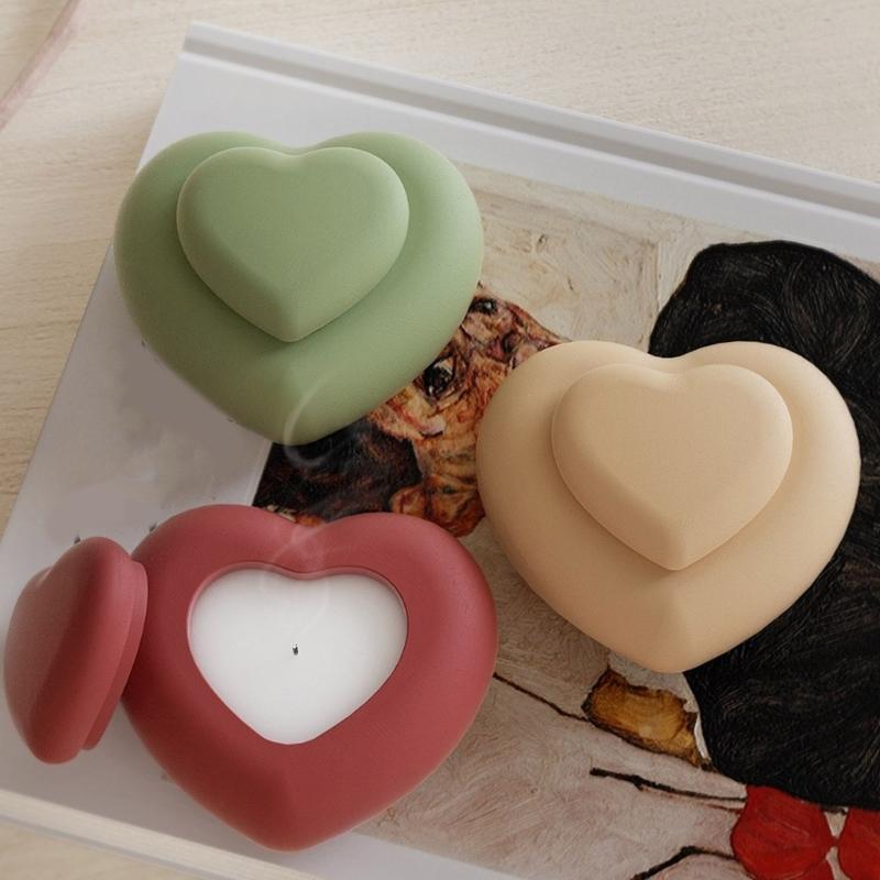 Multipurpose Heart Shaped Sturdy Silicone Molds Accessory for Crafting Scented Candle and Jewelry Storage Containers