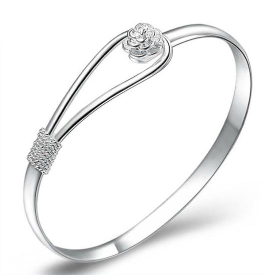 Bracelet Opening Design Flower Buckle Electroplating Bright Luster Unfading Decorate Jewelry Gifts Light Luxury