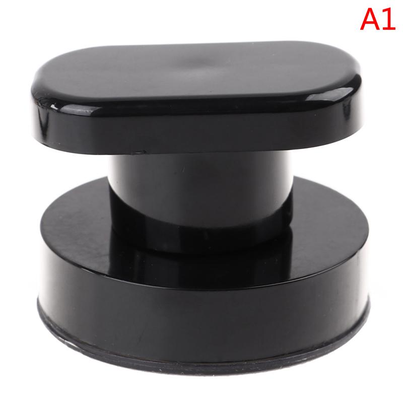 Koupelnová přísavka, posuvné dveře, okno, zásuvka, skříň, úchyty