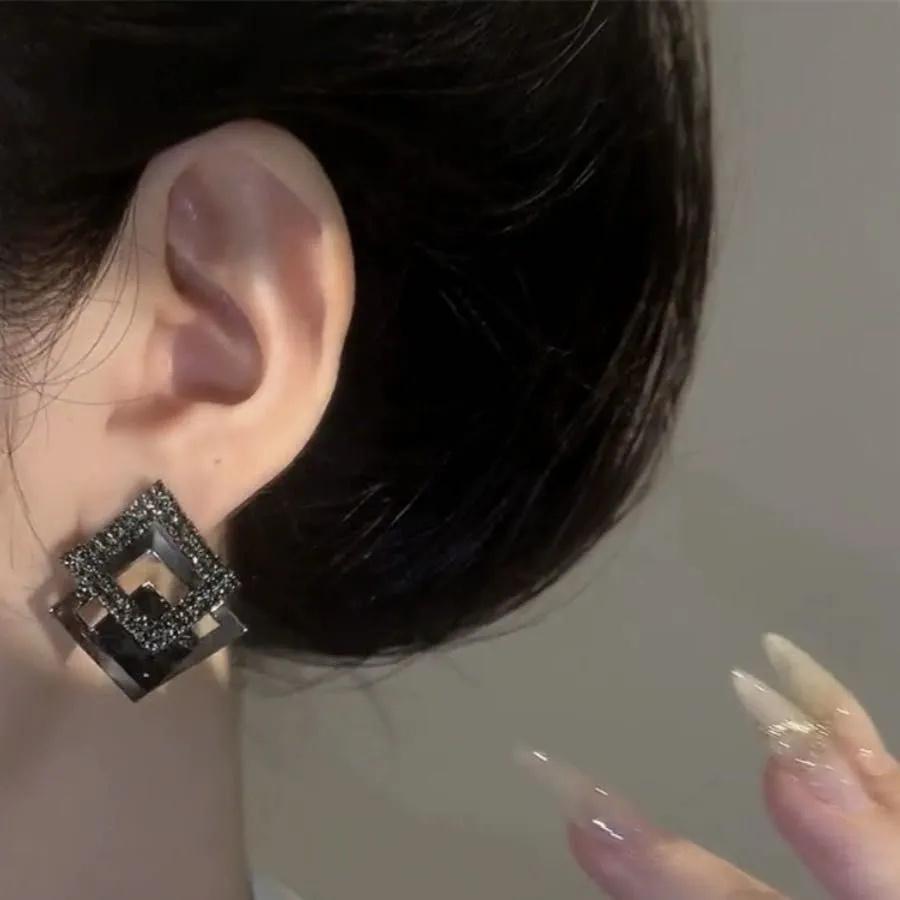 Women's Commuting Retro Square Ear Buckle Earrings