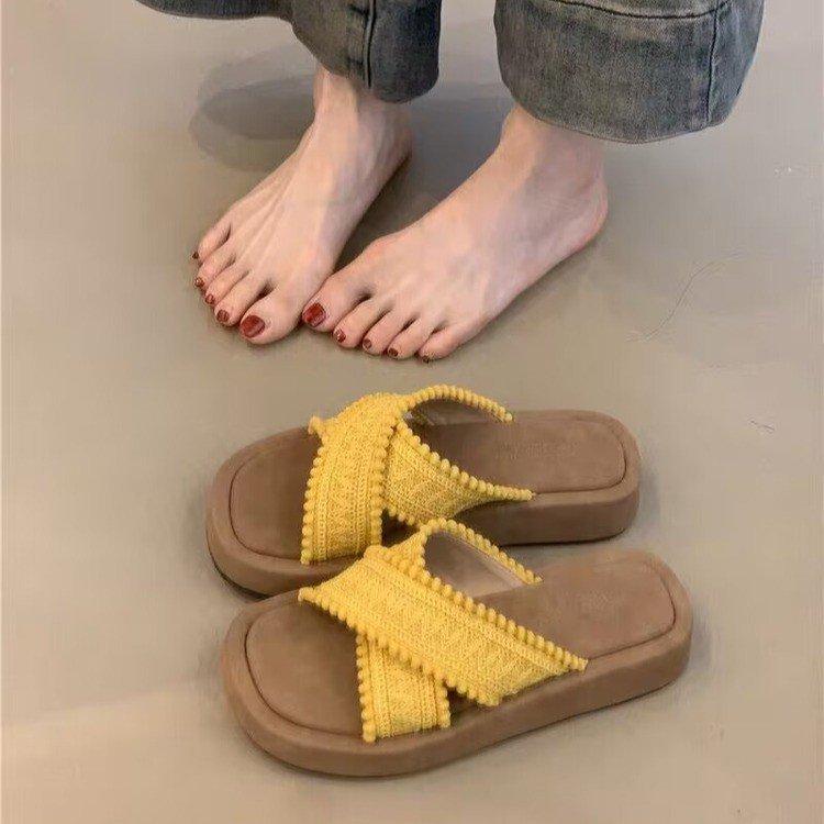 Ethnic Cool Slippers 2025 New Summer Vintage Woven Cross Bohemian Student Flat Roman Shoes