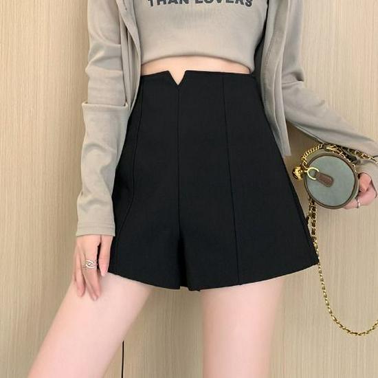 2026 Women s High-Waisted A-Line Black Wide-Leg Shorts, Spring/Summer Casual Slimming Inner & Outer Wear 5XL