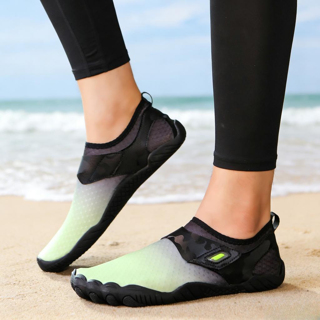Women Water Sports Shoes Quick Dry Men's Aqua Shoes Barefoot Beach Walking Wading Shoes River Trekking Wading Sneakers