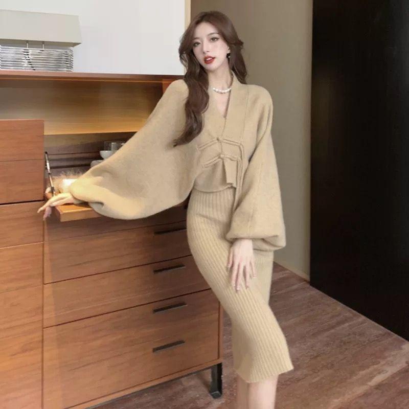Retro Knitwear Two Piece Set for Women's Autumn/Winter Lazy Style Strap Gentle Sweater Cardigan Coat