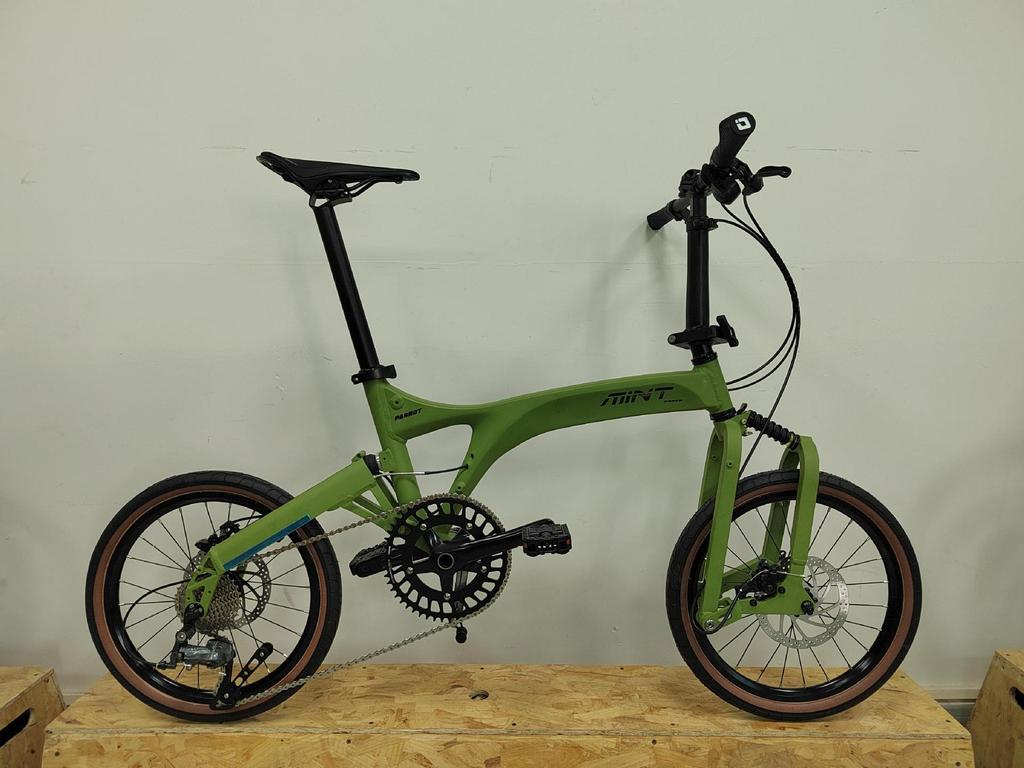 MINT 18" Folding Aluminum Bicycle, Disc Brake, 9-Speed, Shock Absorption, Commuter-Friendly