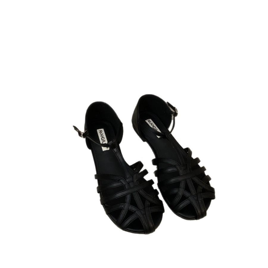 French flat-bottomed bag head sandals women's 2025 summer new Korean version casual one-word buckle Roman sandals