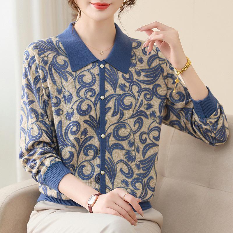 Women's Knit Wool Cardigan - Casual Wear for Middle-aged and Elderly Mothers