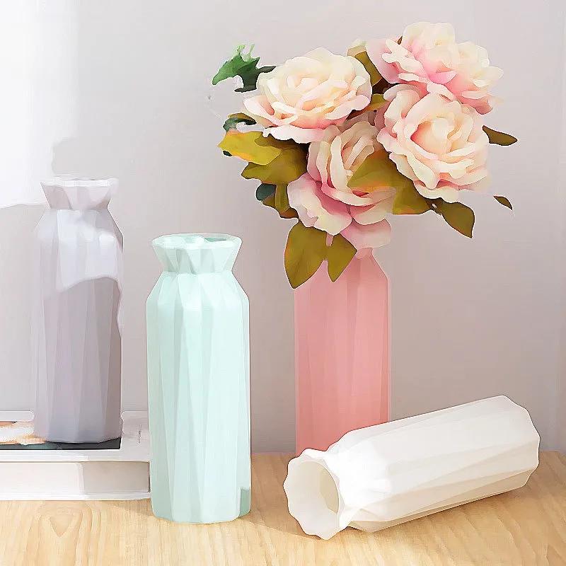 Popular Creative Nordic Vase Container Plastic Flower Pot Decorations Living Room Small and Fresh Flower Arrangement Decoration