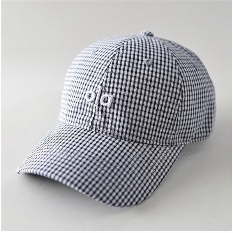 Fashion Hat Simple plaid three-dimensional letters for men and women couples baseball cap Casual versatile sunshade soft top Spring cap