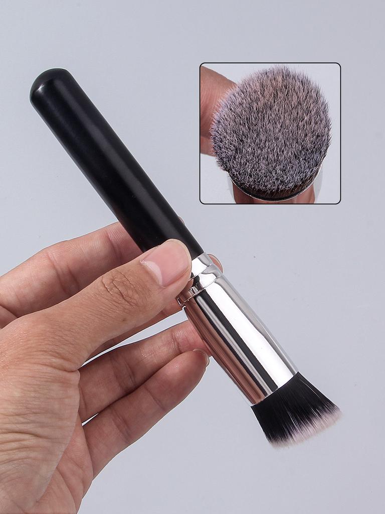 1PCS black premium Foundation Brush concealer Brush does not eat powder flat head oblique novice seamless Korean concealer