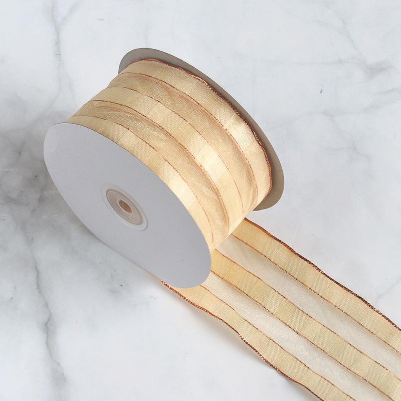 DIY Dekorativ Romantisk och Mysig Trådkant Manschett Julband Paketdekoration 6,5 cm Bred Rött, Grönt och Guld Band Julgran Krans Rosetter