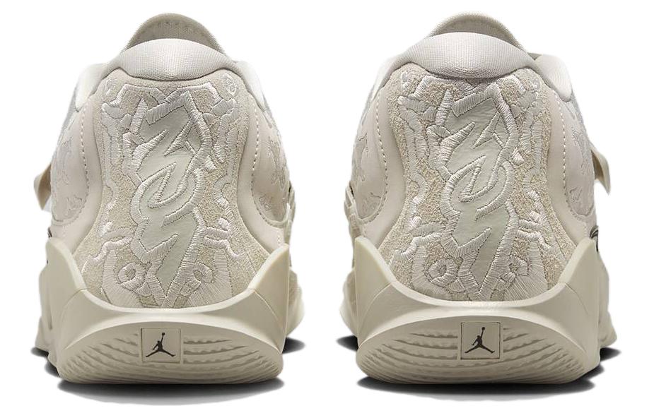 Men's Sneakers Air Jordan Zion 3 M.U.D. SE PF 'Light Bone'
