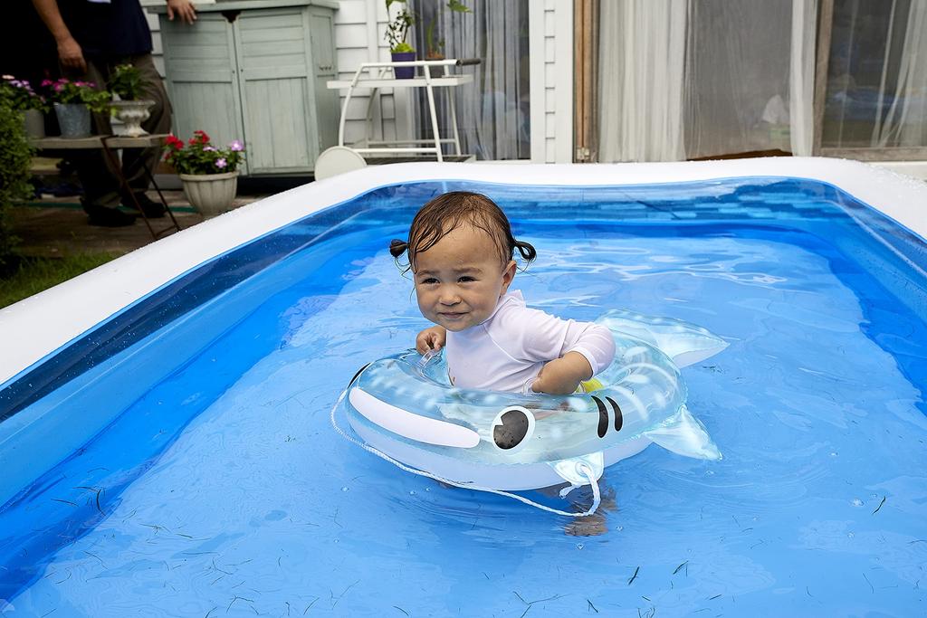 Igarashi Baby Float 71 X 69cm with Rope (Whale Shark) RBB-68J