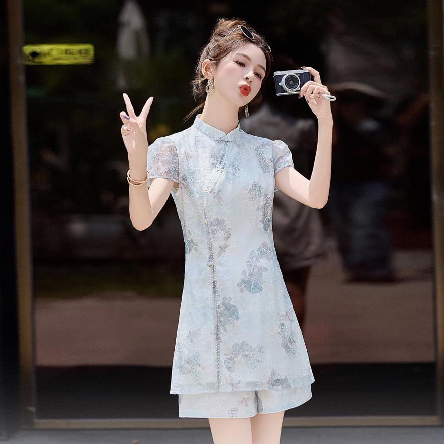 

Комплект женский Новый Молодой Улучшенный Ципао Вышитые Шорты Комплект из двух предметов XXL