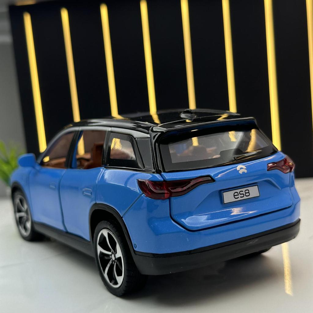 1:24 NIO ES8 Alloy New Energy Car Model Diecasts Metal Toy Vehicles Car Model Simulation Sound and Light Childrens Toys Gift