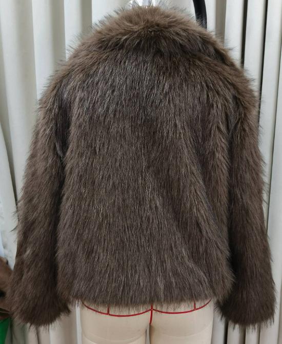 Kaffee Plüsch Kunstpelzmantel mit großem Revers - Warm, modisch, lockere Passform für Herbst/Winter