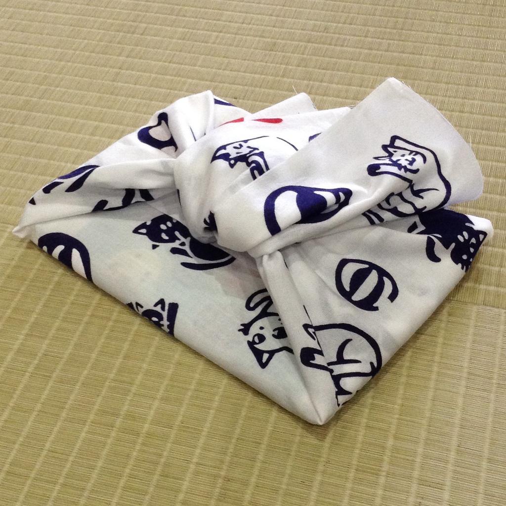 Edoten Tenugui Hand Chusen with Made in Original Onion Design Towel, (Dyed Niwa-zome) - 100% Cotton, Japan, (White)