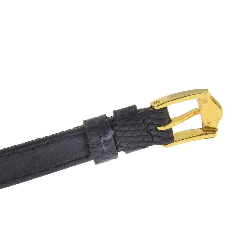 Gucci Sherry Watches Gold blackDial Plated Gold/Stainless Steel Quartz Analog Display Women Used