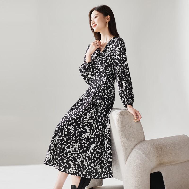 SOFSIL Floral A-line V-neck Dress L