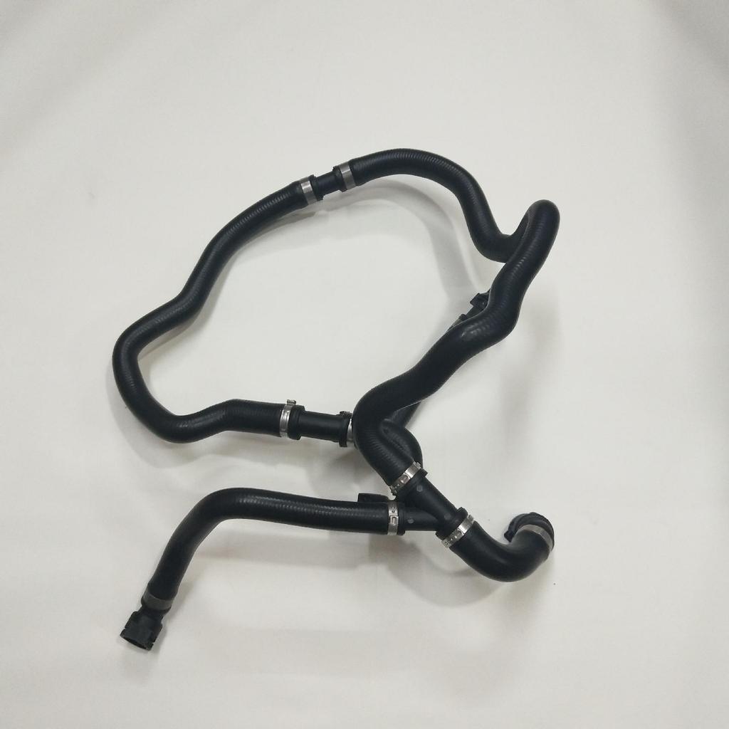 BMW E65/E66/E67 Radiator Rubber Hose for Water Tank