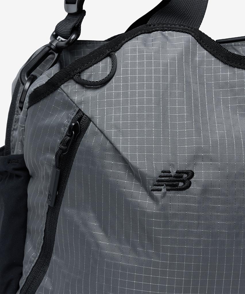 New Balance Nbgcgf1105 / Essential Duffle Bag L (Charcoal)