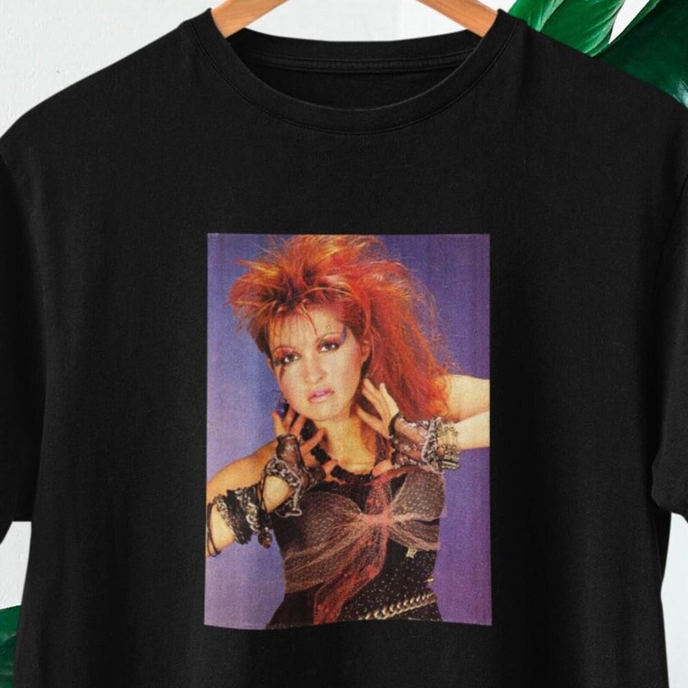 Cindi Lauper Photo T-shirt Cindi Lauper Fans shirt Cindi Lauper Top Unisex T-Shirt
